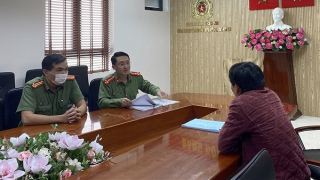 Bị phạt 10 triệu đồng vì giả mạo tên thương mại của hãng taxi trên internet