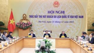 Thủ tướng: Vì sao du lịch mở cửa sớm nhưng lại "đi trước về sau"?