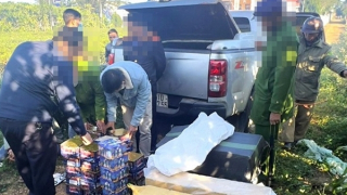 Bắt đối tượng vận chuyển gần 700kg pháo nổ