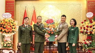 Báo CAND chúc mừng Báo QĐND nhân kỷ niệm 78 năm Ngày thành lập QĐND Việt Nam