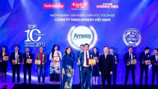 Nutrilite nhận giải thưởng “top 10 tin dùng Việt Nam 2022 nghành sản phẩm chăm sóc sức khỏe”