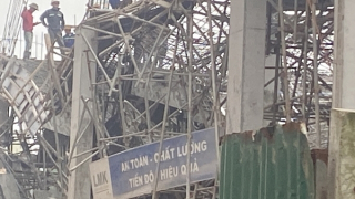 Sập sàn bê tông tại Trung tâm Thương mại đang thi công