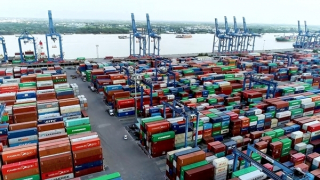 Giải quyết điểm nghẽn trong logistics