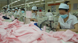 Dự báo 30 - 50% doanh nghiệp giảm thưởng Tết