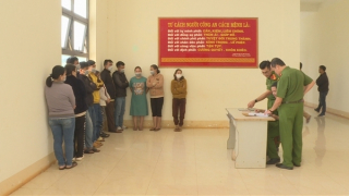 "Nữ quái" 9x cầm đầu đường dây số đề hơn 300 tỷ