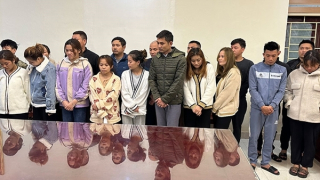 19 thanh niên vào quán karaoke bị đình chỉ chơi ma túy