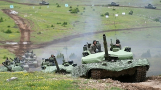 Căng thẳng leo thang, Tổng thống Serbia lệnh quân đội sẵn sàng chiến đấu