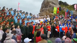 Phú Yên tổ chức lễ chào cờ đầu năm mới ở điểm cực Đông trên đất liền