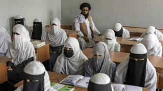 Tương lai nào cho phụ nữ Afghanistan dưới thời Taliban?