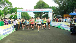 Gần 900 VĐV tham gia Giải Vô địch quốc gia Việt dã leo núi Bà Rá