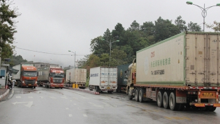 Thông quan cửa khẩu quốc tế Hữu Nghị