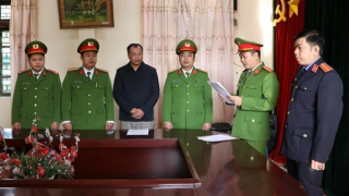 Khởi tố Giám đốc doanh nghiệp khai thác đá trái phép