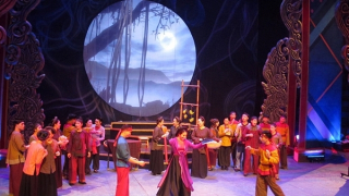 Quản lý nghệ thuật biểu diễn - cả tiền kiểm lẫn hậu kiểm đều vướng