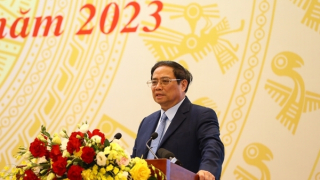 Thủ tướng: 10km cao tốc chia 3 nhà thầu, 3 tư vấn giám sát… kiểm tra thôi cũng mệt