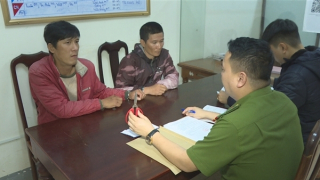 Hai con nghiện giả danh Công an đi cướp tài sản