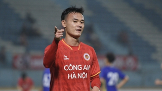 CLB bóng đá Công an Hà Nội thắng đậm đương kim vô địch V.league