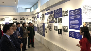 Khai mạc trưng bày chuyên đề “Hiệp định Paris – Cánh cửa hòa bình”