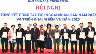 Đối ngoại nhân dân tích cực góp phần phát triển đất nước