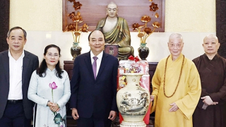 Lãnh đạo Đảng, Nhà nước thăm, chúc Tết các tổ chức, đơn vị, địa phương