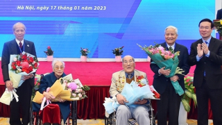 "Độc lập, tự cường và toàn vẹn non sông là nguyên tắc bất biến"