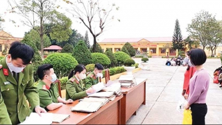 Những người thầy "5 trong 1"