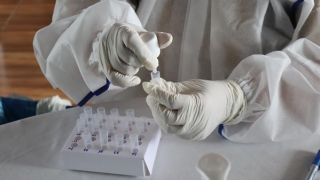 Nhiều chiêu “thổi giá” gói thầu thiết bị y tế chống dịch COVID-19 tại Hà Nội