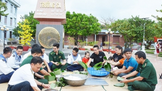 Rộn ràng đón Tết ở quần đảo Trường Sa