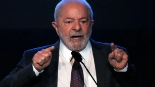 Tư lệnh quân đội Brazil bị sa thải