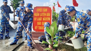 Tết trồng cây trên quần đảo Trường Sa