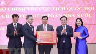 Chủ tịch Quốc hội Vương Đình Huệ thăm, chúc Tết Kiểm toán Nhà nước