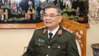 Bảo đảm an ninh trật tự, phục vụ nhân dân đón Tết an toàn, vui tươi