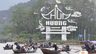 Danh thắng Hương Sơn đón 150.000 lượt khách