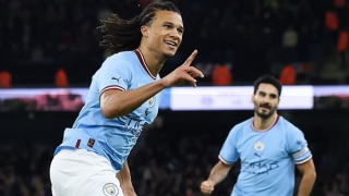 Giúp đội nhà “khuất phục” Arsenal, trung vệ của ManCity được ví như Messi