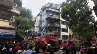 Nhanh chóng khống chế, dập tắt đám cháy nhà dân tại phố cổ