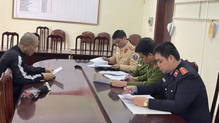 Khởi tố "ma men" chống đối Cảnh sát