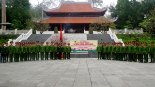 Cục Cảnh sát hình sự báo công dâng Bác tại Khu Di tích K9