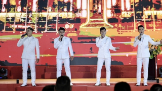 Thơ, nhạc hòa quyện trong đêm khai mạc Ngày thơ Việt Nam lần thứ 21