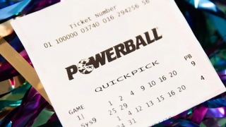 Suýt mất giải độc đắc khủng vì tưởng điện thoại của công ty xổ số là lừa đảo