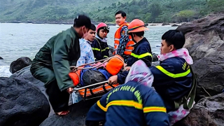 Trao bằng khen cho lực lượng cứu “phượt thủ” rơi xuống hố dưới chân đèo Hải Vân