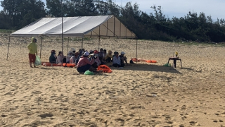 Huy động lực lượng tìm kiếm cháu bé 4 tuổi mất tích khi chơi ngoài sân