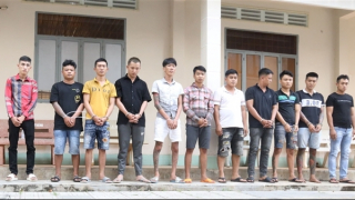 Khống chế nhóm đối tượng mang súng đi đòi nợ thuê