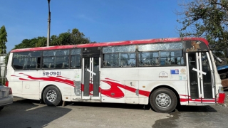 Truy tìm tài xế xe khách gây tai nạn chết người rồi bỏ trốn