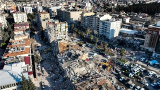 Đoàn xe viện trợ của LHQ đến Syria khi "cửa" cứu hộ hẹp dần