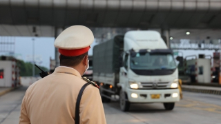 Khởi tố nguyên 6 cán bộ Đội CSGT, trật tự ở Công an TP Chí Linh, Hải Dương