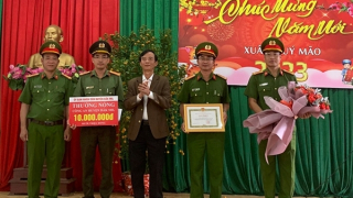 Công an huyện Đắk Mil triệt phá 2 nhóm lừa đảo chiếm đoạt tài sản trên không gian mạng