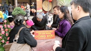 Tiền chùa, ai quản lý? (bài 2)