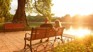 Miền Bắc nắng đẹp ngày cuối tuần, Đà Nẵng vào đến Nam Bộ chiều tối mưa to