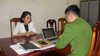 Nữ cán bộ địa chính bị bắt vì vòi tiền dân