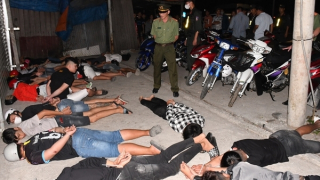 44 thanh niên Tiền Giang tụ tập đua xe trái phép