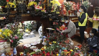 Tiền tỷ đổ vào dâng sao, giải hạn đầu năm: Hiểu đúng, thực hành đúng để không mê tín dị đoan